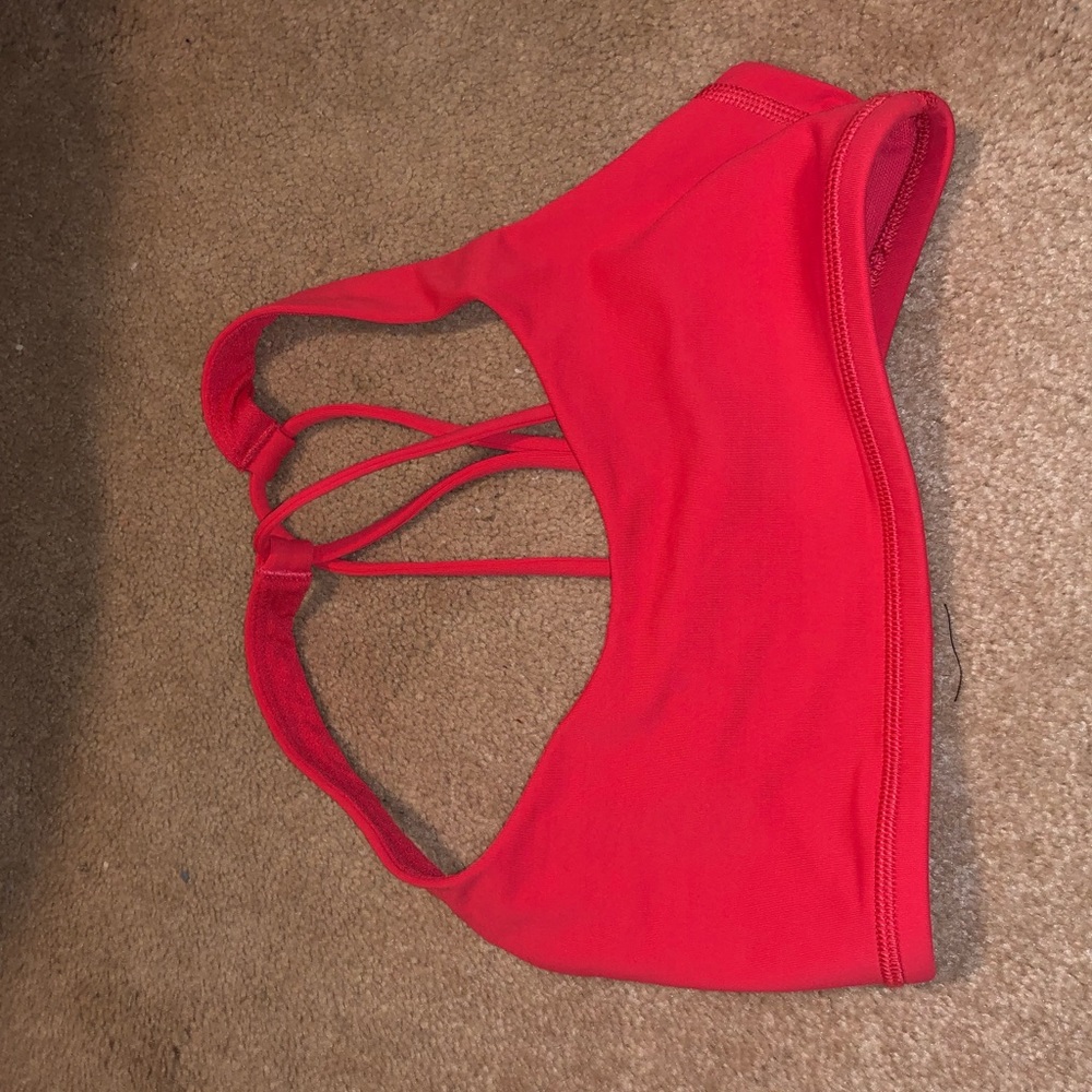 Lululemon sports bra